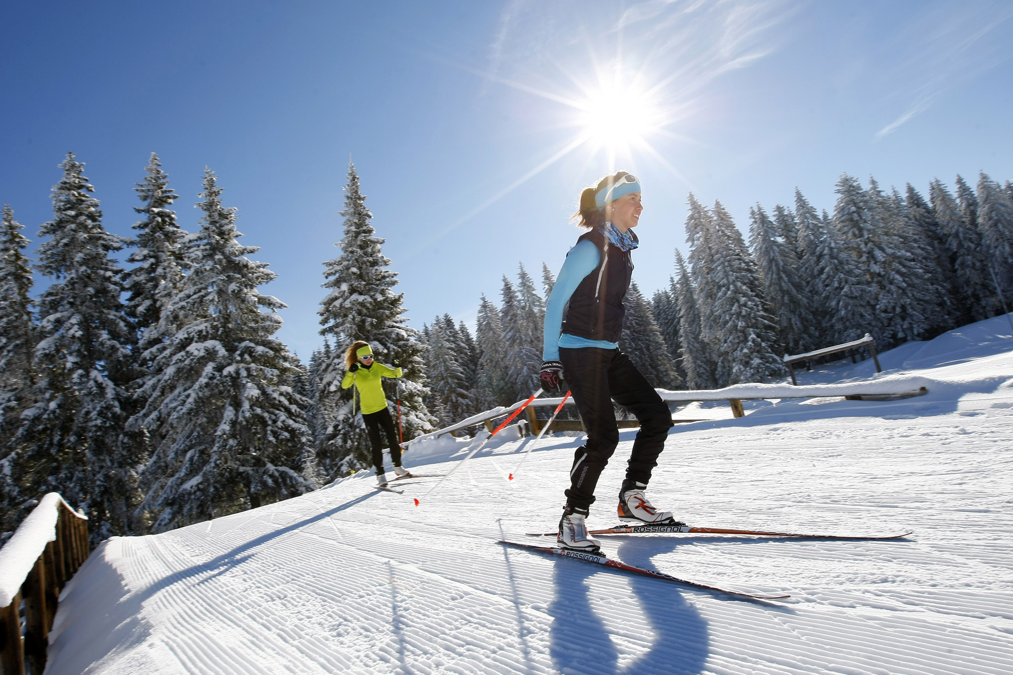 Nordic skiing around hotel restaurant Le Tillau in Jura