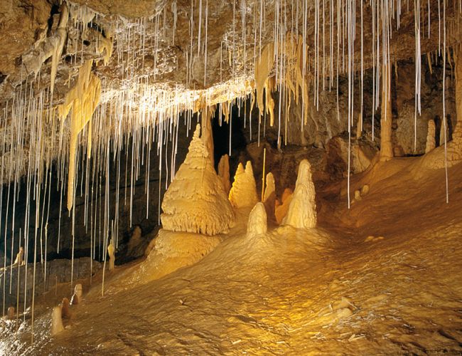Vallorbe Cave